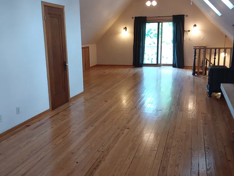 3400 N Downer Ave — Photo 5