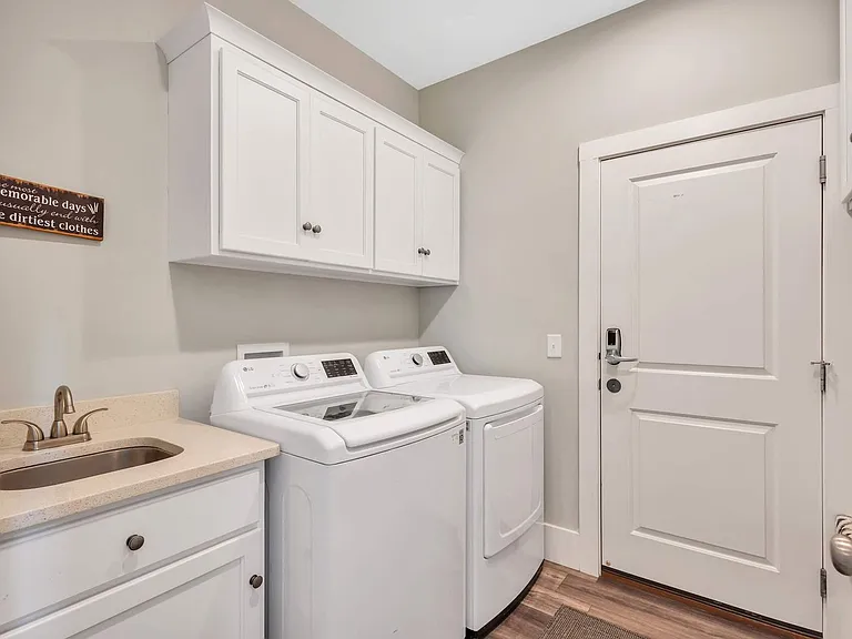 Laundry Room Cabinet