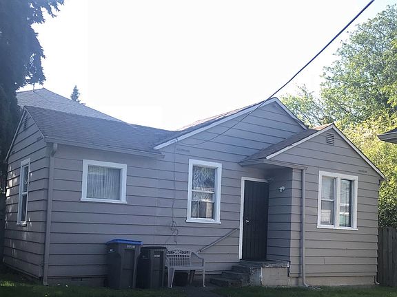 2nd image of 903 Highland Ave