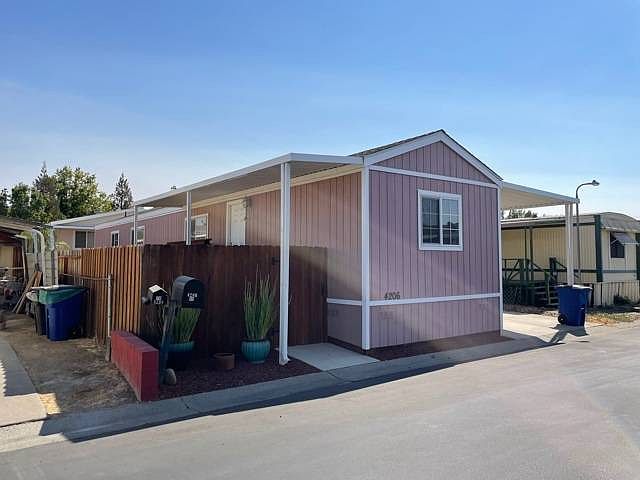 1st image of 4206 Floral Dr #69
