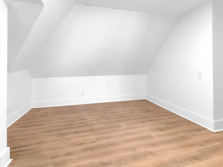 44 Farley Ave #2 — Photo 11