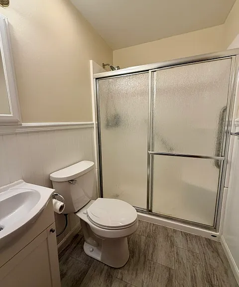 1405 E Elm St — Photo 6