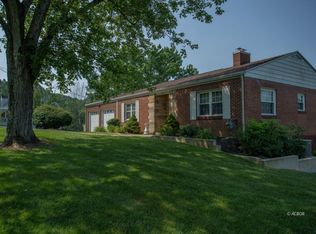 6885 S Blackburn Rd, Athens, OH 45701