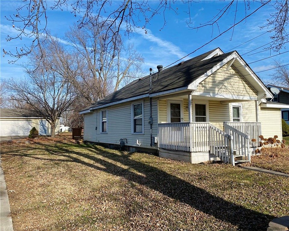 3028 Scott Ave, Des Moines, IA 50317 Zillow