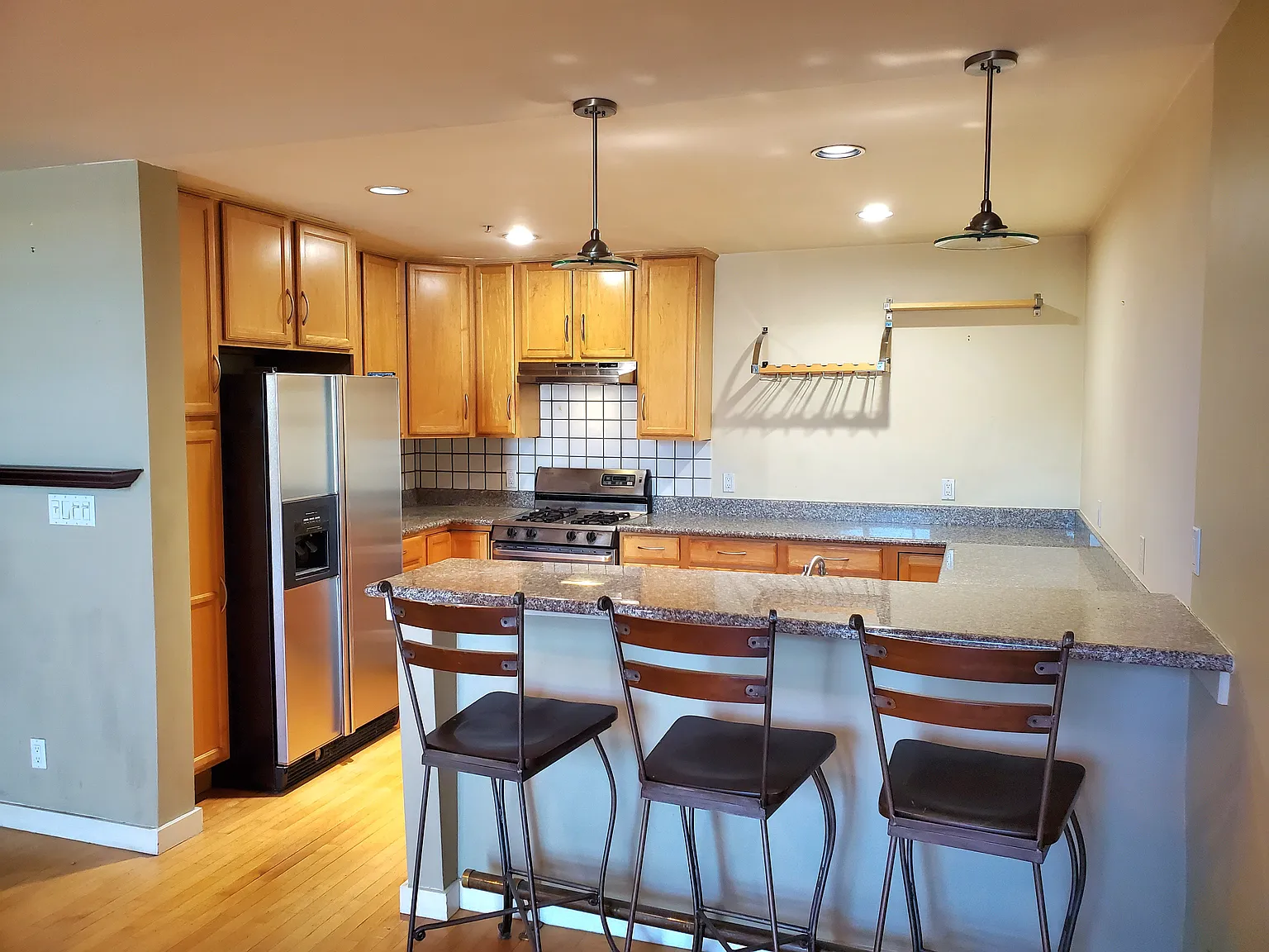 1 bed, 1.5 bath, 1500 sqft, $5,700 — Photo 4