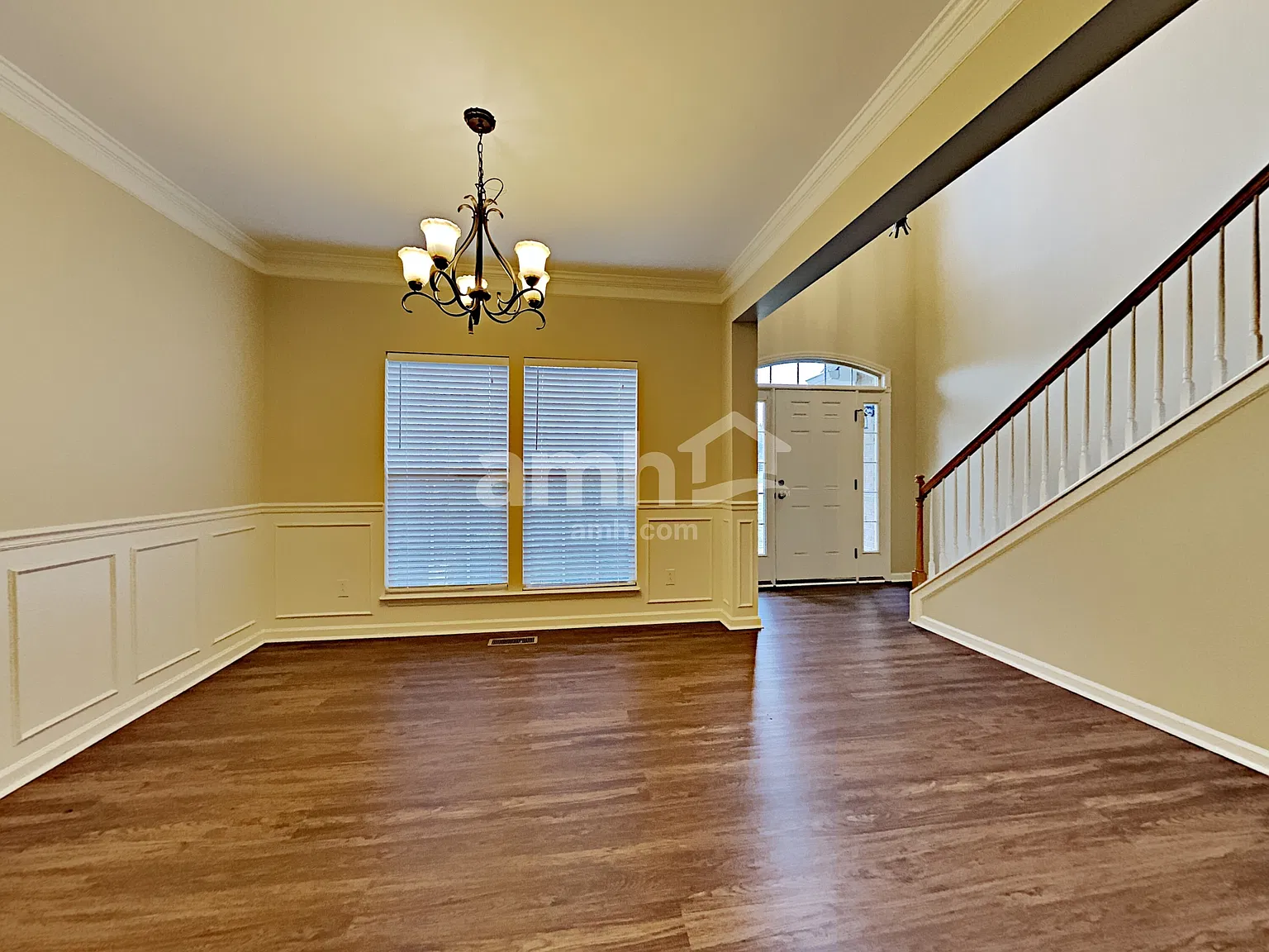3 bed, 2.5 bath, 2833 sqft, $2,995 — Photo 4