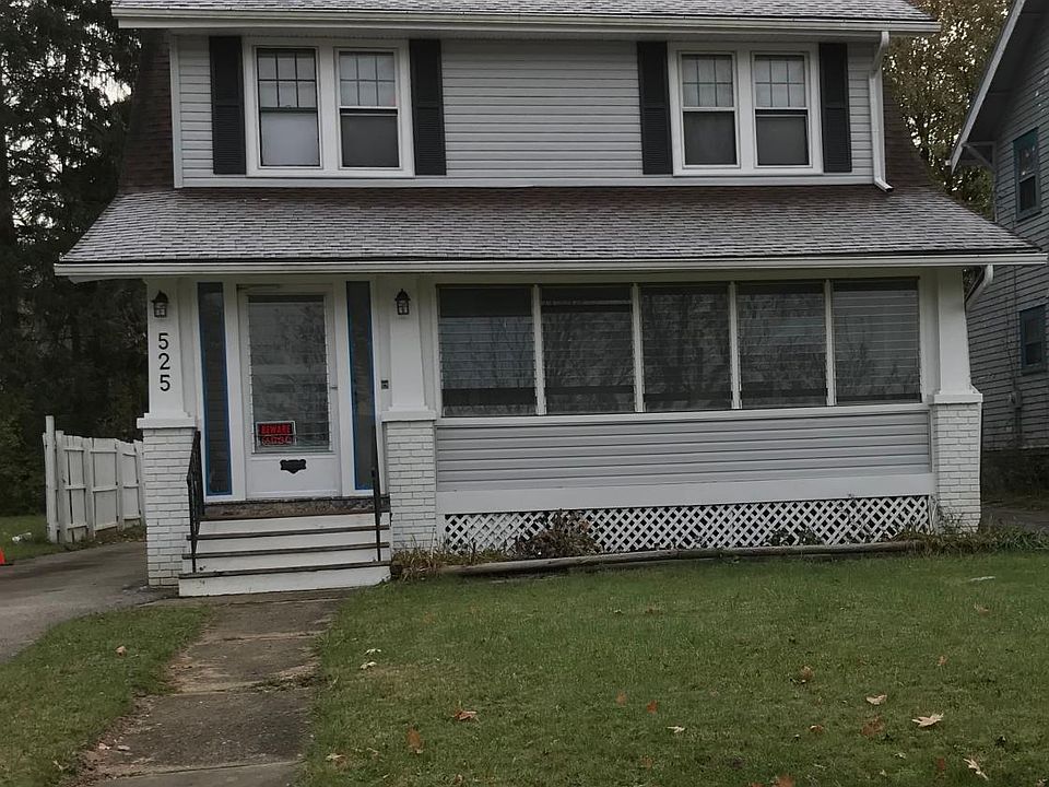1st image of 525 Storer Ave