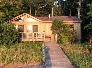 37018 Allens Lakeview Rd, Beaver Island, MI 49782