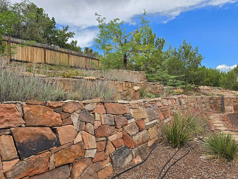 105 Michelle Dr — Photo 34