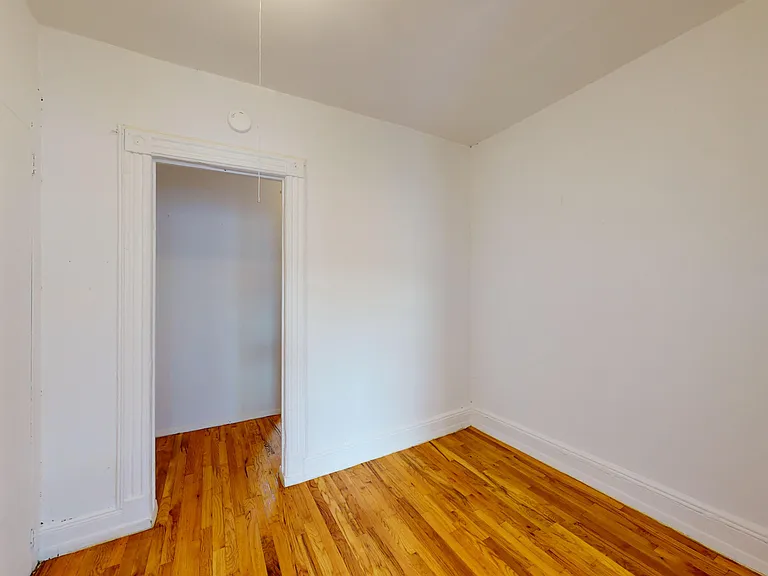 1731 2nd Ave #5RS — Photo 7