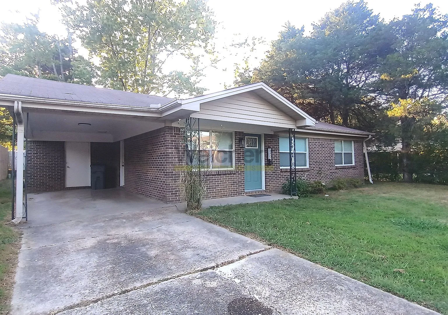 1406 Kimberly — Photo 2