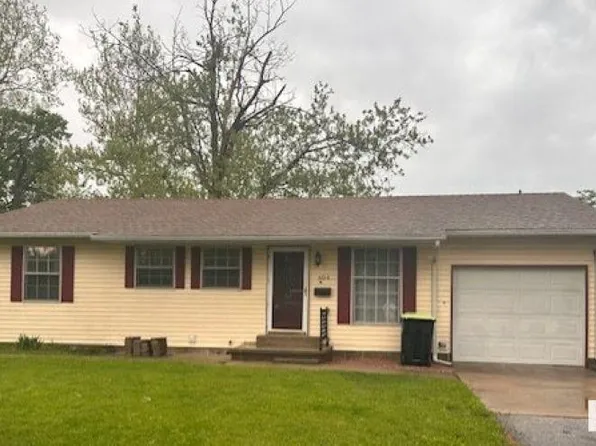 604 Gladstone St, Jacksonville, IL 62650