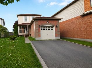 11 Saddlecreek Ct, Brampton, ON L6Y 4V6