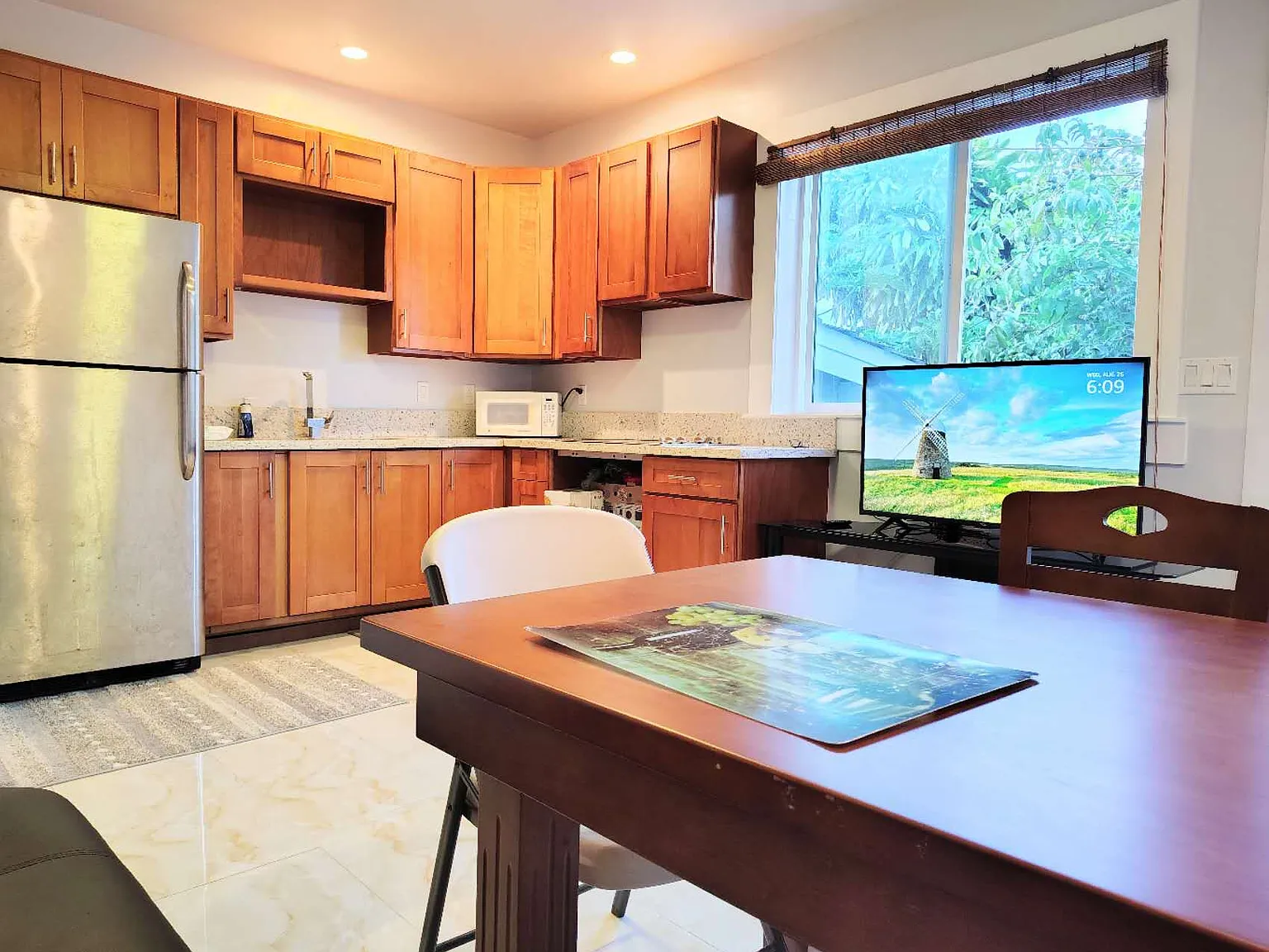 1 bed, 425 sqft, $3,600 — Photo 3