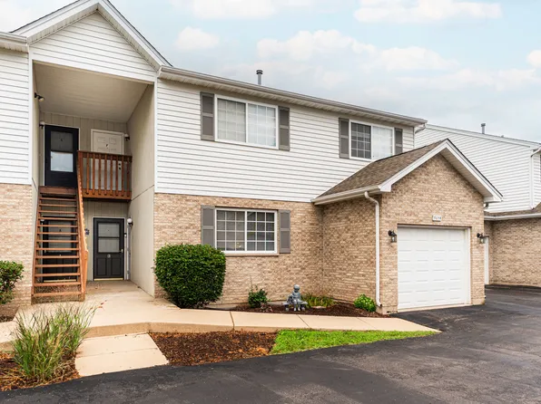 965 Constance Ln Unit B, Sycamore, IL 60178