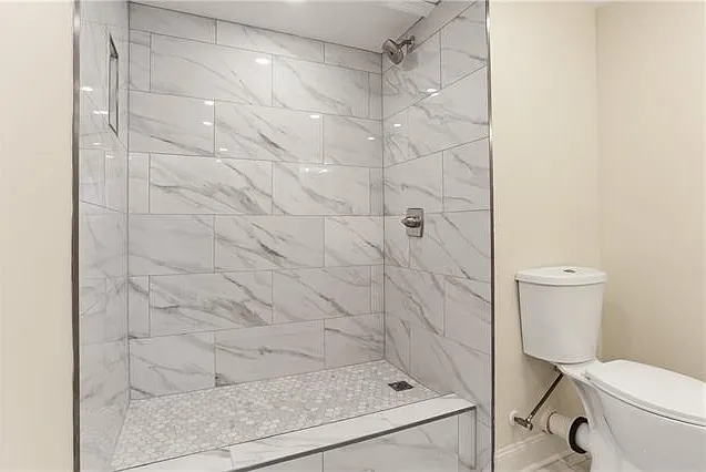 2100 Saint Charles Ave #4N — Photo 11