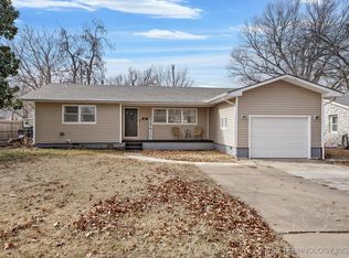 602 N B Ave, Cleveland, OK 74020