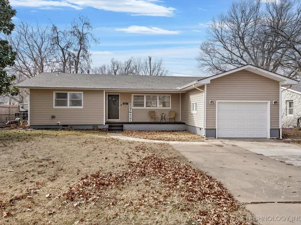 602 N B Ave, Cleveland, OK 74020