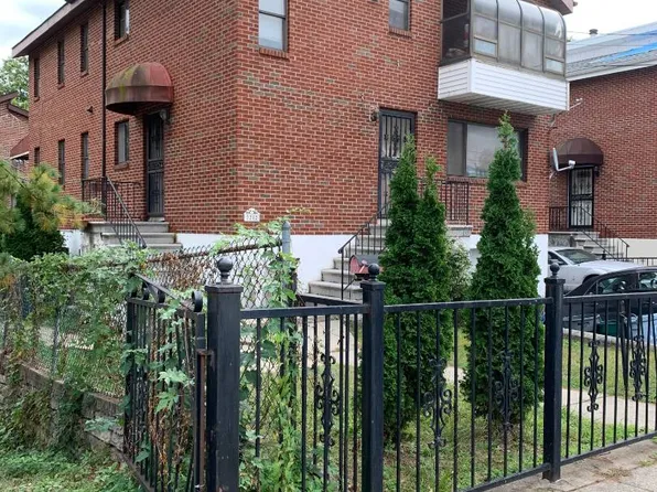 2212 De Reimer Ave, Bronx, NY 10475