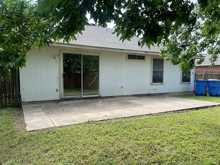 223 Nicole Way — Photo 19