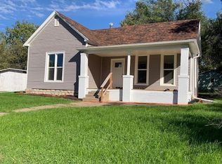 608 N Concord St, Minneapolis, KS 67467