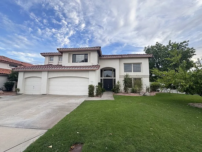 5 bed, 3.0 bath, 2932 sqft, $3,750 — Photo 1