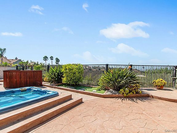 3rd image of 1098 Sea Reef Dr