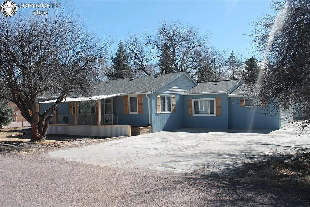 822 Capitol Hill St photo 1