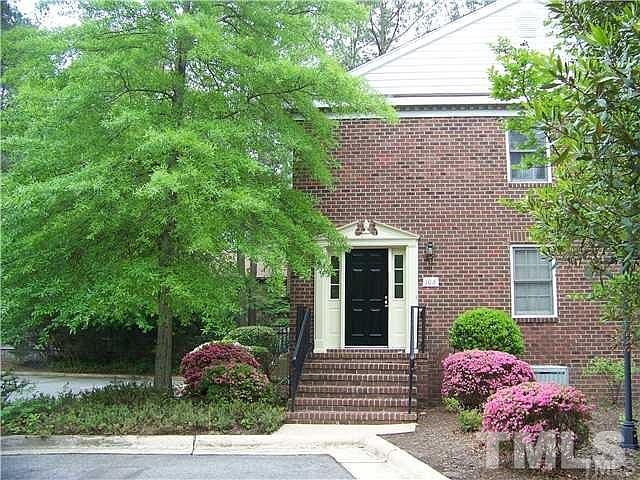 1st image of 108 Sully Ct