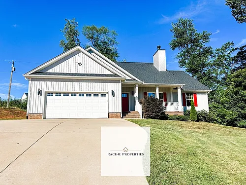 27 Carriage Dr Photo 1
