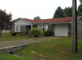 325 Meadowbrook Rd, Vanceburg, KY 41179