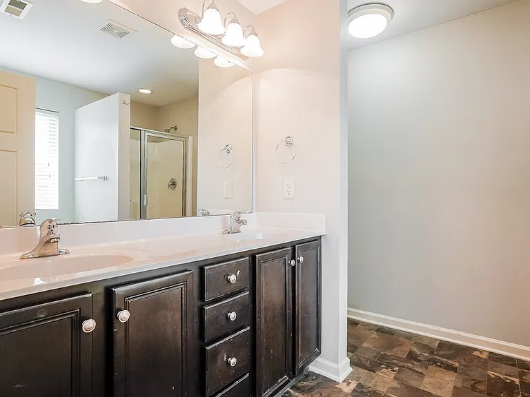 117 Callahan Trl — Photo 12