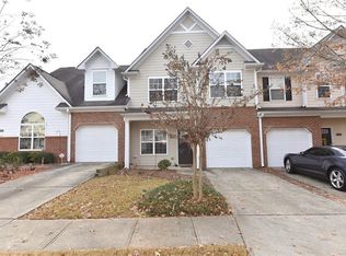 2394 Suwanee Pointe Dr, Lawrenceville, GA 30043