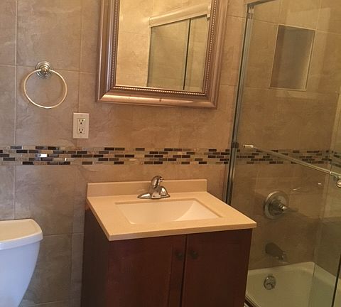 4th image of 37 Bruckner Blvd APT 4