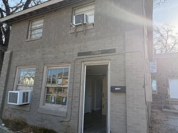 2306 N Elm St #B, Denton, TX 76201