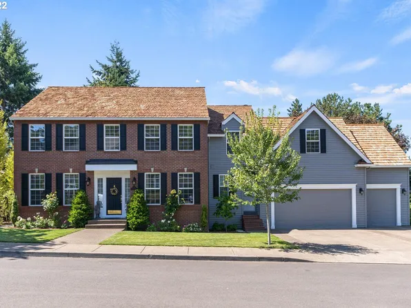 12715 SW Adrian Ct, Lake Oswego, OR 97034