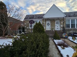 1026 Chandler St, Philadelphia, PA 19111