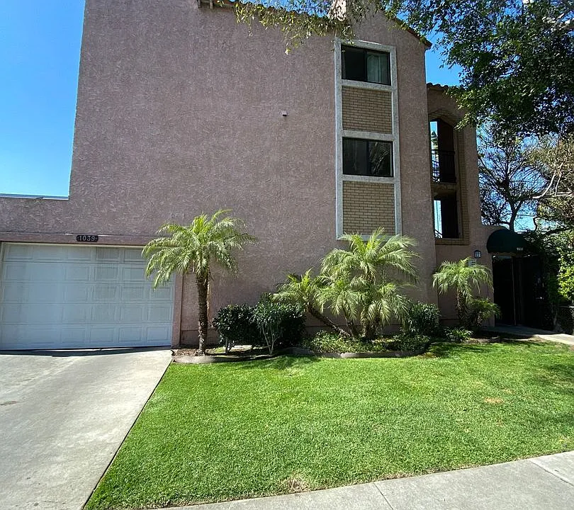 1039 Junipero Ave