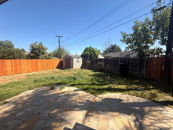 2nd image of 6004 Grand Ave