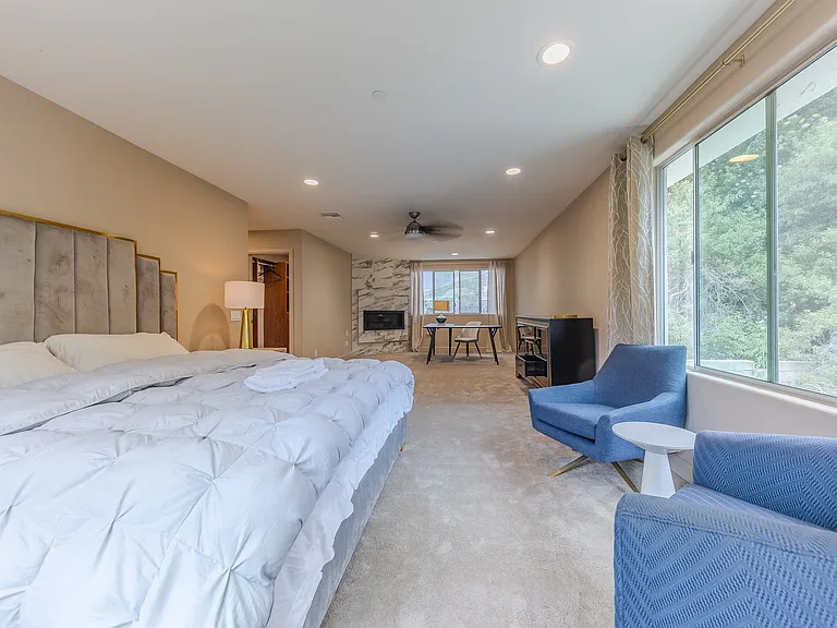 2073 Pasadena Glen Rd — Photo 30