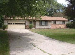 2297 Kristine Dr, Niles, MI 49120