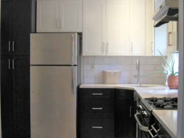 (undisclosed Address), Whitestone, NY 11357