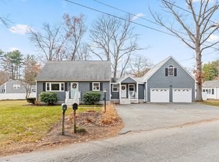 19 Dustin Young Ln, Billerica, MA 01821