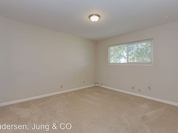 4th image of 501 S Fremont St #10500280