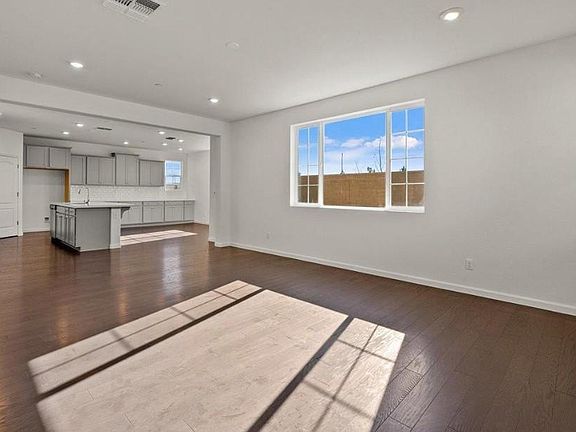 4th image of 2868 Tostalinda Dr