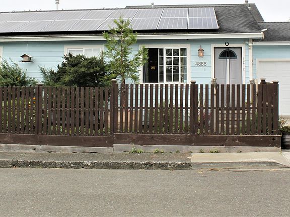 2nd image of 4888 Alto St