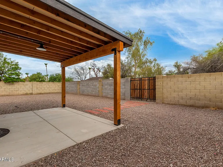1628 E Del Rio Dr — Photo 29