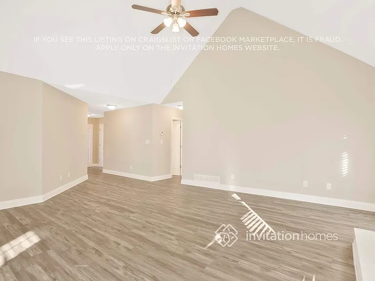 300 Jasmine Dr — Photo 8