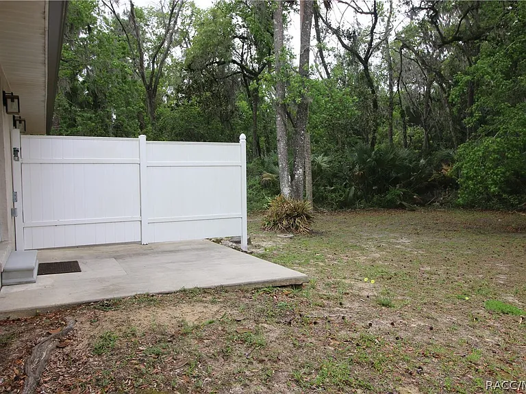 1950 NW 12th Ave #B — Photo 20