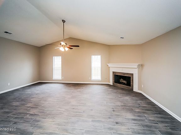 4th image of 7334 Brentwood Cir